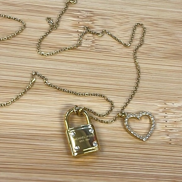 Brand New Michael Kors Gold Tone Rhinestone Heart Logo Charm Locket Necklace - Picture 11 of 13